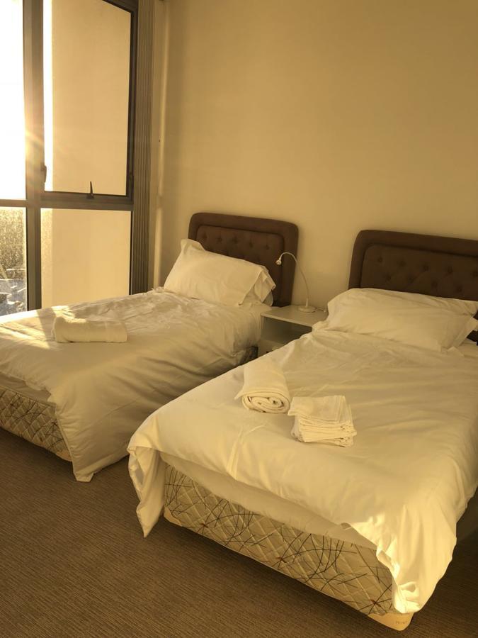 2 Bedroom High Rise Apartment Audley 外观 照片