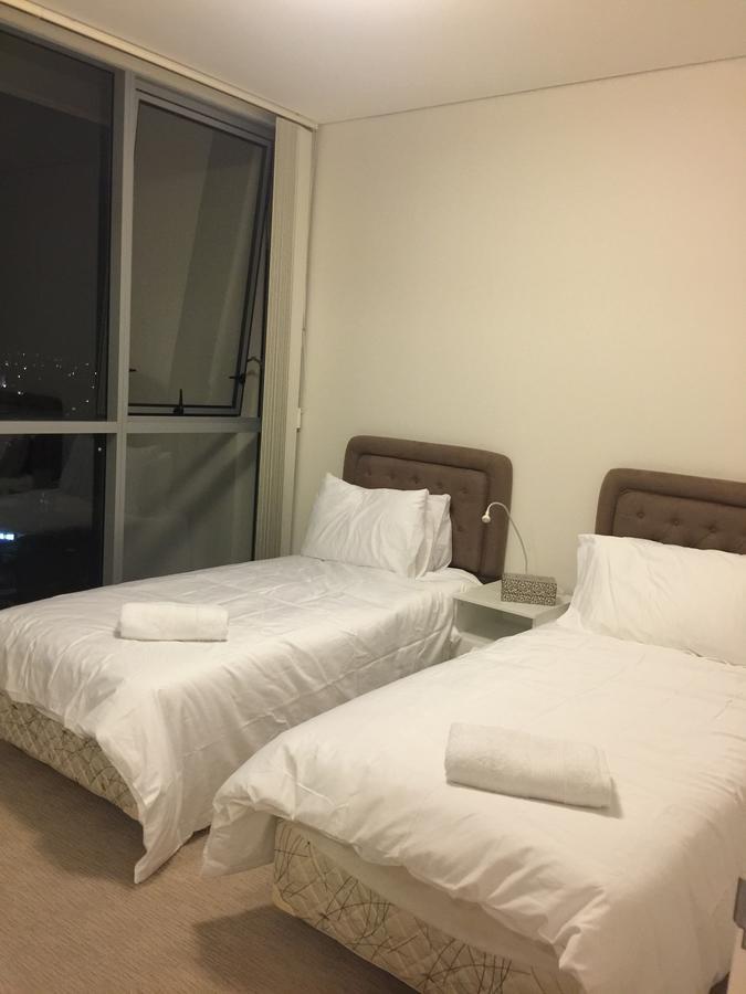 2 Bedroom High Rise Apartment Audley 外观 照片